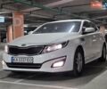 Белый Киа K5, объемом двигателя 2 л и пробегом 189 тыс. км за 7222 $, фото 1 на Automoto.ua