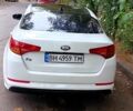 Белый Киа K5, объемом двигателя 2 л и пробегом 370 тыс. км за 8000 $, фото 5 на Automoto.ua