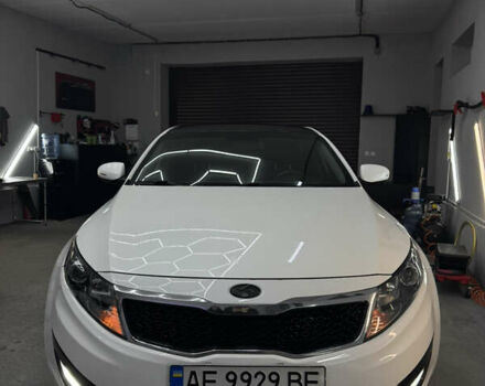 Білий Кіа K5, об'ємом двигуна 2 л та пробігом 260 тис. км за 8499 $, фото 8 на Automoto.ua