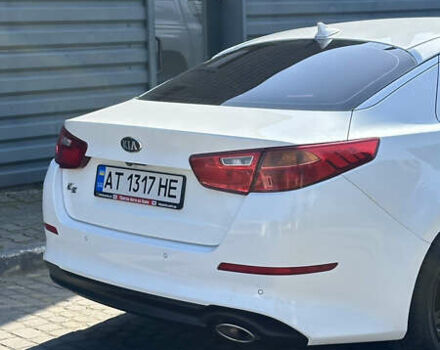 Білий Кіа K5, об'ємом двигуна 2 л та пробігом 263 тис. км за 8300 $, фото 4 на Automoto.ua
