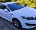 Белый Киа K5, объемом двигателя 2 л и пробегом 100 тыс. км за 8000 $, фото 5 на Automoto.ua