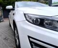Белый Киа K5, объемом двигателя 2 л и пробегом 255 тыс. км за 9300 $, фото 4 на Automoto.ua