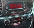 Белый Киа K5, объемом двигателя 2 л и пробегом 282 тыс. км за 7800 $, фото 6 на Automoto.ua
