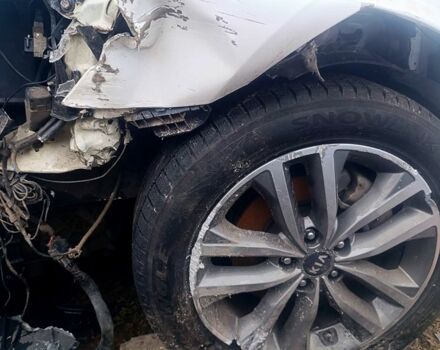 Білий Кіа K5, об'ємом двигуна 2 л та пробігом 200 тис. км за 5000 $, фото 12 на Automoto.ua