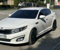 Білий Кіа K5, об'ємом двигуна 2 л та пробігом 263 тис. км за 8300 $, фото 2 на Automoto.ua