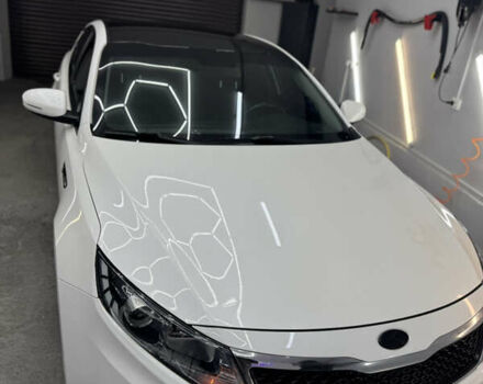 Білий Кіа K5, об'ємом двигуна 2 л та пробігом 260 тис. км за 8499 $, фото 4 на Automoto.ua