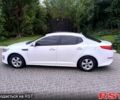 Белый Киа K5, объемом двигателя 2 л и пробегом 255 тыс. км за 9300 $, фото 2 на Automoto.ua