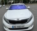 Білий Кіа K5, об'ємом двигуна 2 л та пробігом 235 тис. км за 9999 $, фото 4 на Automoto.ua