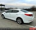 Білий Кіа K5, об'ємом двигуна 2 л та пробігом 306 тис. км за 8300 $, фото 7 на Automoto.ua
