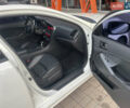 Белый Киа K5, объемом двигателя 2 л и пробегом 239 тыс. км за 10400 $, фото 6 на Automoto.ua