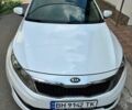Білий Кіа K5, об'ємом двигуна 2 л та пробігом 244 тис. км за 10800 $, фото 2 на Automoto.ua