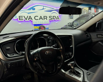 Білий Кіа K5, об'ємом двигуна 2 л та пробігом 260 тис. км за 8499 $, фото 10 на Automoto.ua