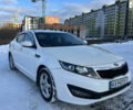 Білий Кіа K5, об'ємом двигуна 2 л та пробігом 350 тис. км за 7600 $, фото 9 на Automoto.ua