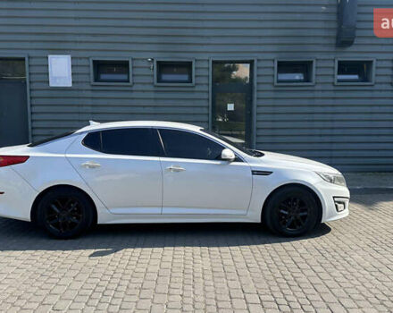 Білий Кіа K5, об'ємом двигуна 2 л та пробігом 263 тис. км за 8300 $, фото 1 на Automoto.ua