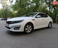 Белый Киа K5, объемом двигателя 2 л и пробегом 202 тыс. км за 11800 $, фото 1 на Automoto.ua