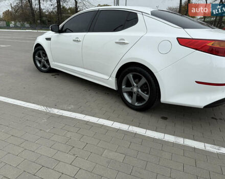 Белый Киа K5, объемом двигателя 2 л и пробегом 238 тыс. км за 11500 $, фото 20 на Automoto.ua