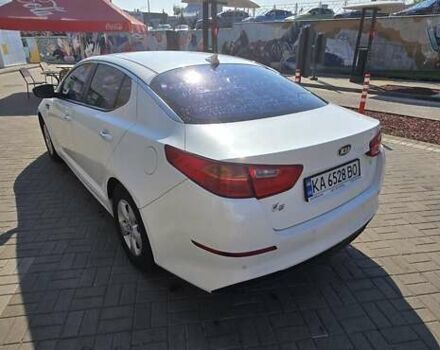Белый Киа K5, объемом двигателя 2 л и пробегом 367 тыс. км за 8400 $, фото 2 на Automoto.ua