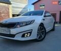 Белый Киа K5, объемом двигателя 2 л и пробегом 140 тыс. км за 10600 $, фото 1 на Automoto.ua