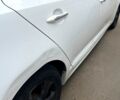 Белый Киа K5, объемом двигателя 2 л и пробегом 280 тыс. км за 8500 $, фото 5 на Automoto.ua