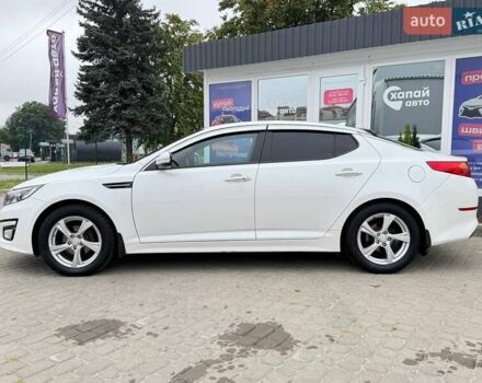 Белый Киа K5, объемом двигателя 2 л и пробегом 219 тыс. км за 11500 $, фото 4 на Automoto.ua