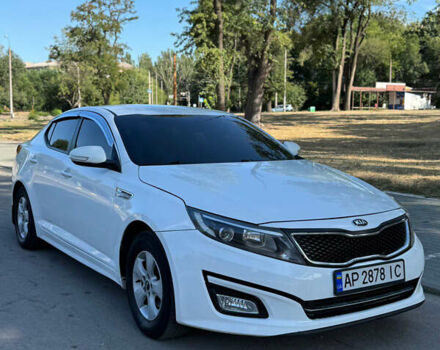 Белый Киа K5, объемом двигателя 2 л и пробегом 247 тыс. км за 8200 $, фото 1 на Automoto.ua