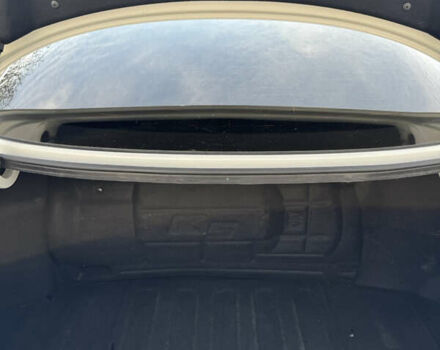 Белый Киа K5, объемом двигателя 2 л и пробегом 199 тыс. км за 12700 $, фото 31 на Automoto.ua