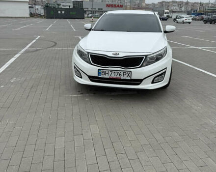 Белый Киа K5, объемом двигателя 2 л и пробегом 238 тыс. км за 11500 $, фото 1 на Automoto.ua