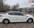 Белый Киа K5, объемом двигателя 2 л и пробегом 295 тыс. км за 8500 $, фото 7 на Automoto.ua