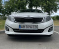 Білий Кіа K5, об'ємом двигуна 2 л та пробігом 145 тис. км за 10500 $, фото 1 на Automoto.ua