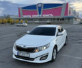 Білий Кіа K5, об'ємом двигуна 2 л та пробігом 247 тис. км за 7500 $, фото 4 на Automoto.ua