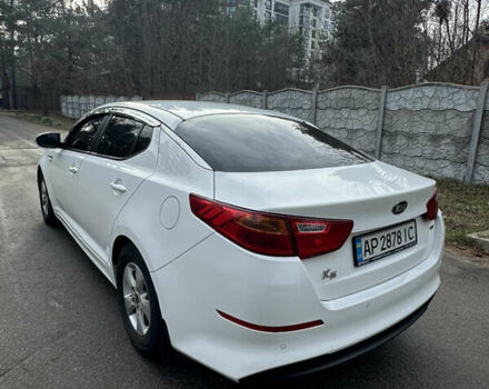 Белый Киа K5, объемом двигателя 2 л и пробегом 247 тыс. км за 7699 $, фото 7 на Automoto.ua