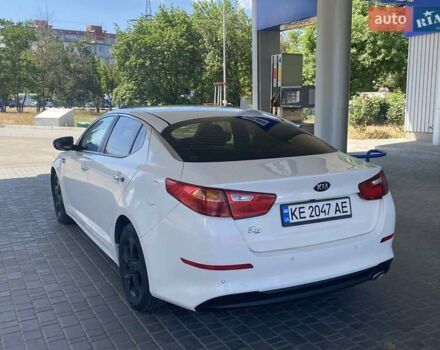 Белый Киа K5, объемом двигателя 2 л и пробегом 290 тыс. км за 8800 $, фото 13 на Automoto.ua