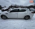Білий Кіа K5, об'ємом двигуна 2 л та пробігом 440 тис. км за 6900 $, фото 4 на Automoto.ua