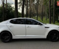 Белый Киа K5, объемом двигателя 2 л и пробегом 372 тыс. км за 8500 $, фото 4 на Automoto.ua