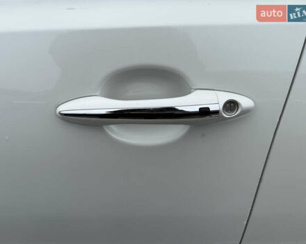 Белый Киа K5, объемом двигателя 2 л и пробегом 238 тыс. км за 11500 $, фото 21 на Automoto.ua