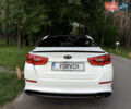 Белый Киа K5, объемом двигателя 2 л и пробегом 372 тыс. км за 8500 $, фото 6 на Automoto.ua