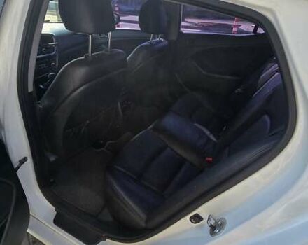 Белый Киа K5, объемом двигателя 2 л и пробегом 367 тыс. км за 8400 $, фото 9 на Automoto.ua