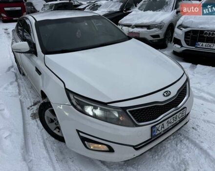 Білий Кіа K5, об'ємом двигуна 2 л та пробігом 440 тис. км за 6900 $, фото 2 на Automoto.ua