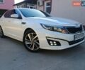Белый Киа K5, объемом двигателя 2 л и пробегом 140 тыс. км за 10600 $, фото 3 на Automoto.ua