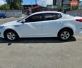 Білий Кіа K5, об'ємом двигуна 2 л та пробігом 378 тис. км за 8600 $, фото 6 на Automoto.ua
