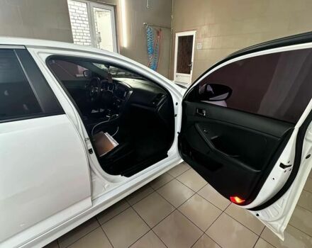 Білий Кіа K5, об'ємом двигуна 2 л та пробігом 244 тис. км за 9000 $, фото 15 на Automoto.ua
