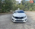 Белый Киа K5, объемом двигателя 2 л и пробегом 296 тыс. км за 11500 $, фото 1 на Automoto.ua