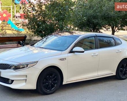 Белый Киа K5, объемом двигателя 2 л и пробегом 235 тыс. км за 12499 $, фото 9 на Automoto.ua