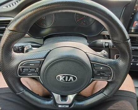 Білий Кіа K5, об'ємом двигуна 2 л та пробігом 267 тис. км за 10500 $, фото 27 на Automoto.ua
