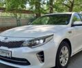 Білий Кіа K5, об'ємом двигуна 2 л та пробігом 267 тис. км за 10500 $, фото 9 на Automoto.ua