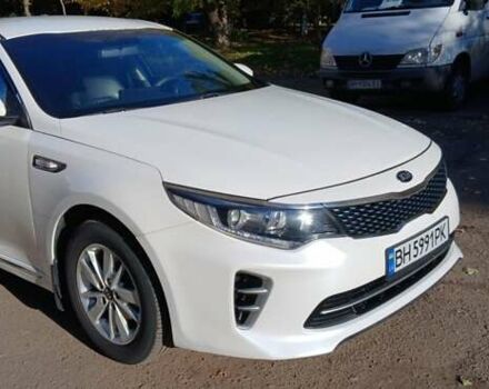 Киа K5 2015 в Одессе на Automoto.ua Белый Киа K5, объемом двигателя 2 л и пробегом 270 тыс. км за 11000 $, фото 13 на Automoto.ua
