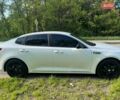 Белый Киа K5, объемом двигателя 2 л и пробегом 240 тыс. км за 10900 $, фото 7 на Automoto.ua