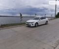 Белый Киа K5, объемом двигателя 2 л и пробегом 156 тыс. км за 14000 $, фото 2 на Automoto.ua