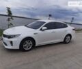 Білий Кіа K5, об'ємом двигуна 2 л та пробігом 156 тис. км за 14000 $, фото 1 на Automoto.ua