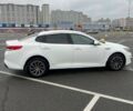 Белый Киа K5, объемом двигателя 2 л и пробегом 378 тыс. км за 9000 $, фото 10 на Automoto.ua